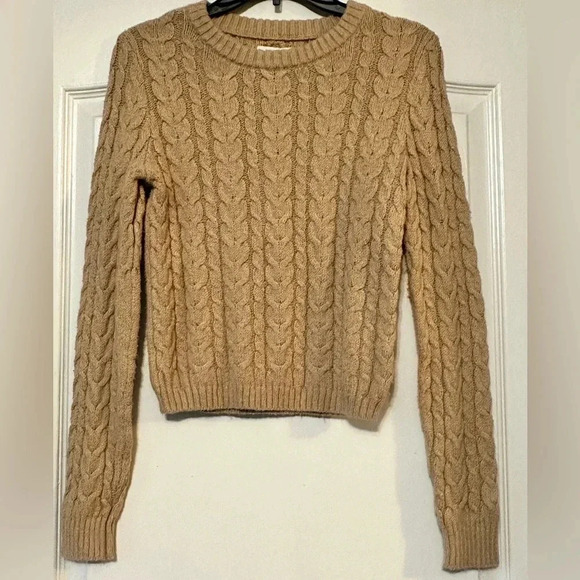 American Eagle Outfitters Sweaters - American Eagle women’s sweater long sleeve